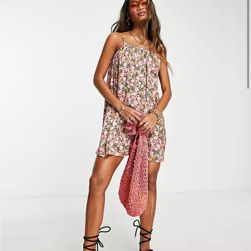 Topshop ditsy chuck on mini romper in multi floral size 4 NWT
